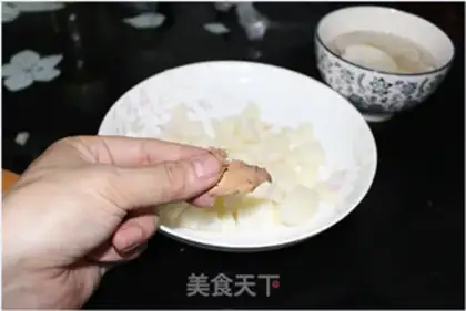 Make Submarine coconuts, almonds step 10