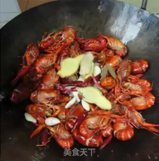 Make Spicy lobster step 3