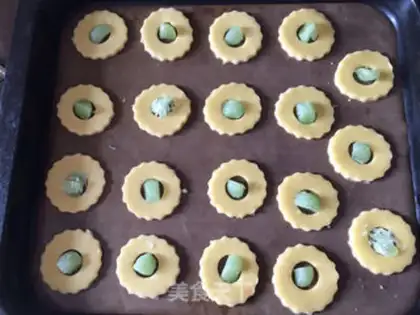Make Glass and sugar cookies step 6