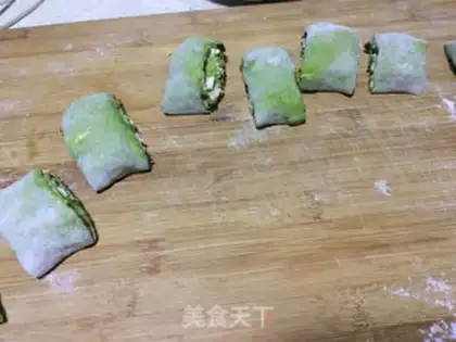 Make Spinach rolls step 3