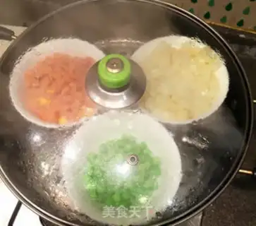 Make Happy Mickey Mashed Potato step 3