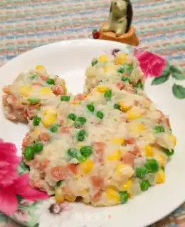 Make Happy Mickey Mashed Potato step 8