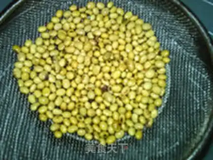 Make Red bean rice lily soy step 1