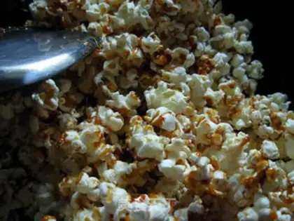 Make Caramel popcorn step 5