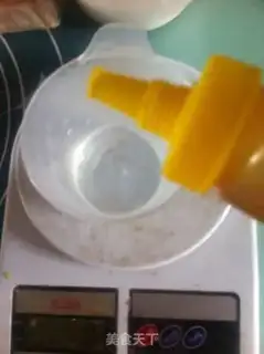 Make Three-colour honey cake step 1