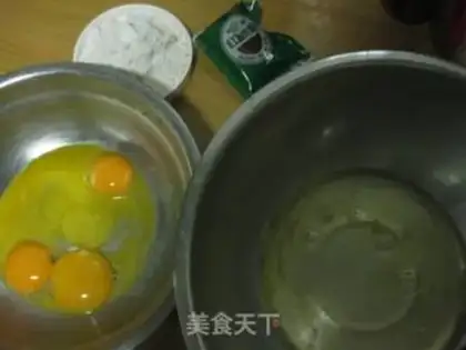 Make Red Cake Roll step 0
