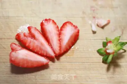 Make Strawberry sauce step 3