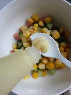Make Bag salad sandwich step 3