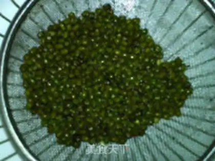 Make Green bean sprouts step 1