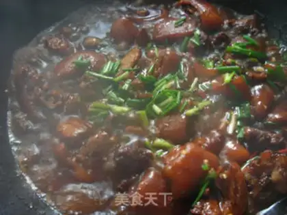 Make Red burning pig hoof step 6