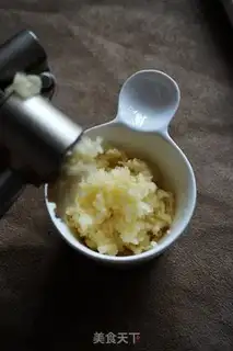 Make Garlic on the side steamed lobster step 3
