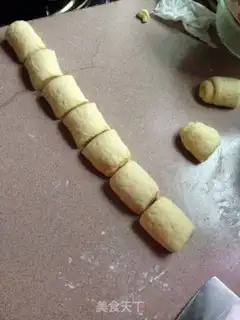 Make Goldbread step 5
