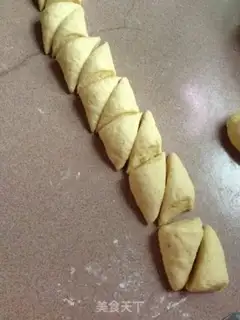 Make Goldbread step 6