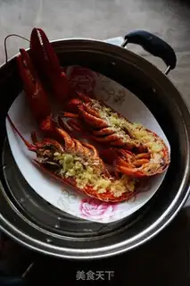 Make Garlic on the side steamed lobster step 9