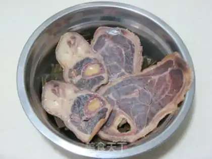 Make Sea ham stick bone soup step 3