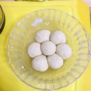 Make Empty rice balls step 6
