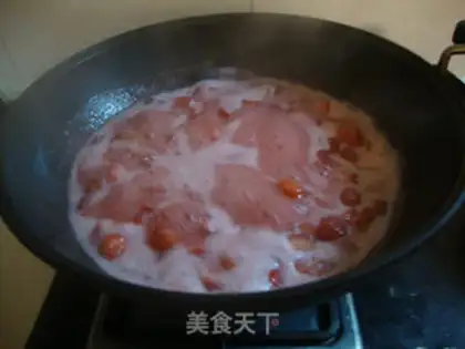 Make Homemade strawberry sauce step 2