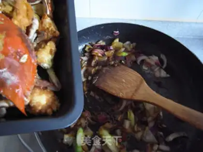 Make Thai curry crab step 4
