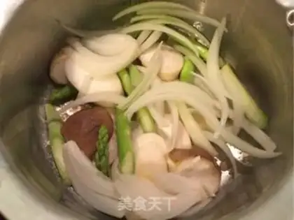 Make Cyclops, Italy. Noodles step 3