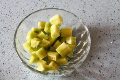 Make Mustard salmon mango salad step 2