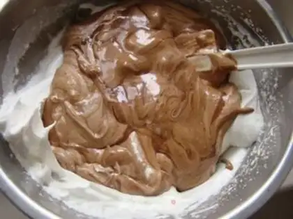 Make Chocolate mousse pelvis cake step 7