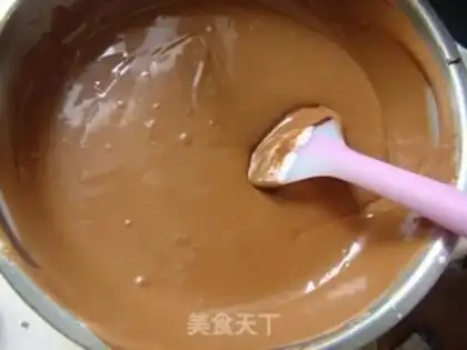 Make Chocolate mousse pelvis cake step 15