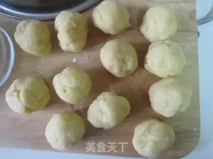 Make Red bean pineapple bun step 13