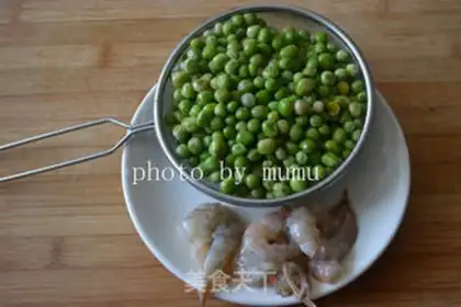 Make Peas and shrimp step 0