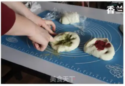 Make Three-colour toast step 2