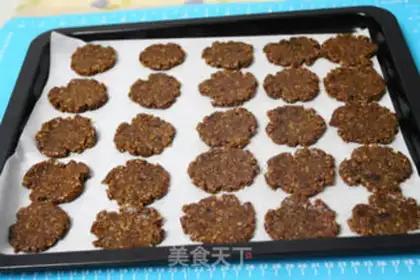 Make Red sugar oatmeal cookies step 6
