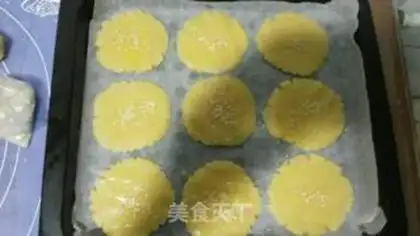 Make Almond peaches step 7