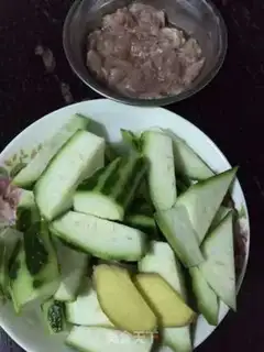 Make Scrawny cucumber soup step 2