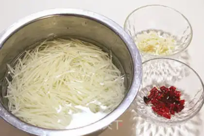 Make Spuded potatoes step 1