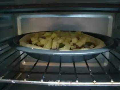 Make Black pepper beef pizza step 7