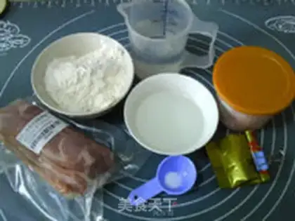 Make French bacon bread step 1