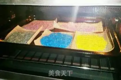 Make Colored frosting step 3