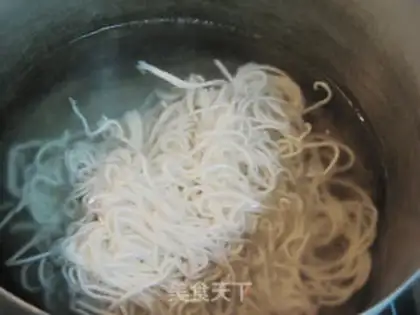 Make Beef noodles step 7