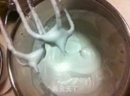 Make The root year wheel cake step 8