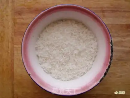 Make Five eggs of fried rice step 0