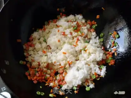 Make Five eggs of fried rice step 8