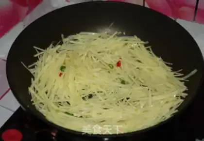 Make Spicy potatoes step 5