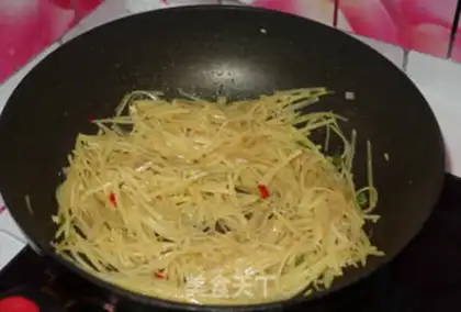 Make Spicy potatoes step 6