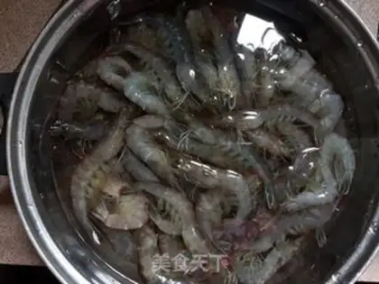 Make Spicy shrimp step 0