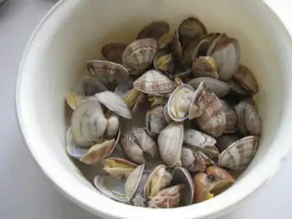 Make Cracker clams step 1