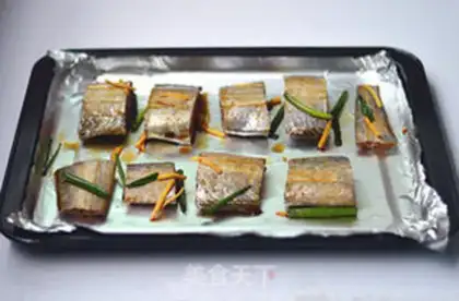 Make Onion roasted fish step 5