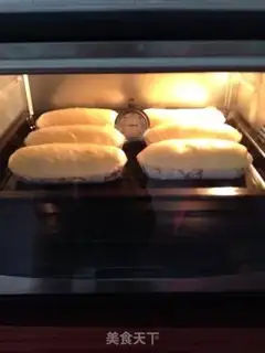 Make cucumber hot dog bread step 10