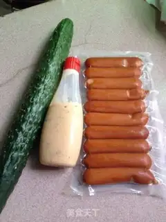 Make cucumber hot dog bread step 12