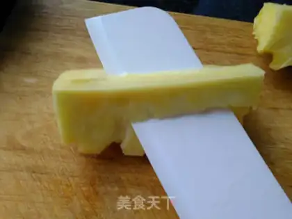 Make Pineapple jam step 1