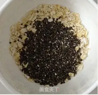 Make Black bean mashed Qia seed oats step 4
