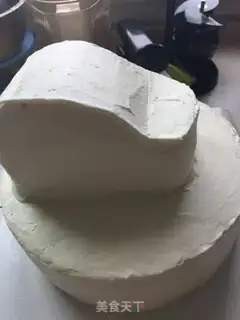 Make Car cake step 5